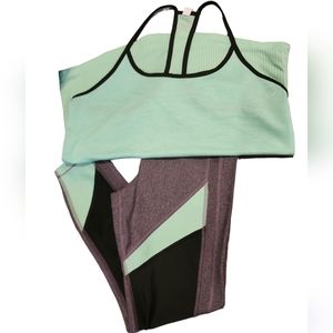 Women's Under Armour heat gear